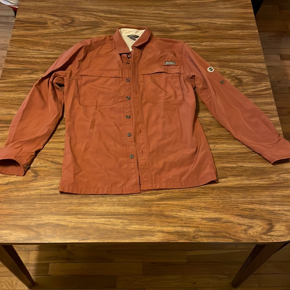Men’s Eddie Bauer Sport Button Down, Size Small